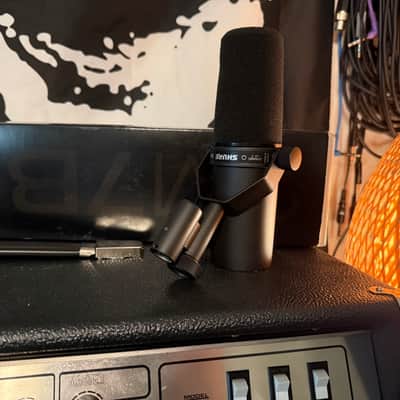 Shure SM7B Cardioid Dynamic Microphone