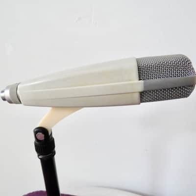 Sennheiser MD 421-N Cardioid Dynamic Microphone Bild 4