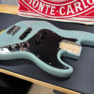 Fender American Professional Jazz Bass LOADED BODY 2020 - Sonic Grey image 2