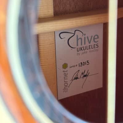 Hive Hornet Tenor Ukulele #13015 – Spruce / Mahogany – Gold Waverly Tuners – Ameritage Case image 9