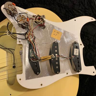 Fender USA Yngwie Malmsteen 1989 - White image 11