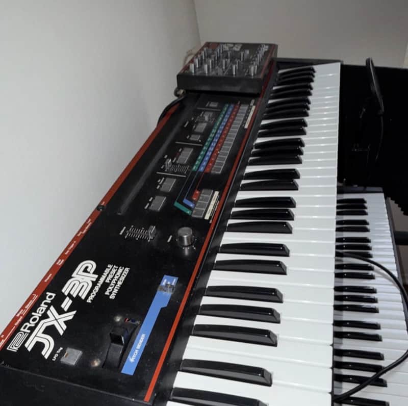 Roland JX-3P 61-Key Programmable Preset Polyphonic Synthesizer