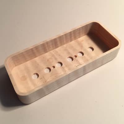 Guilford Flame Maple P-90 Pickup Cover for Bare Knuckle and other - 50/52mm - 1 Cover  Natural Wood image 3