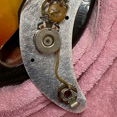 Fender Precision Bass 1966 - Sunburst image 20