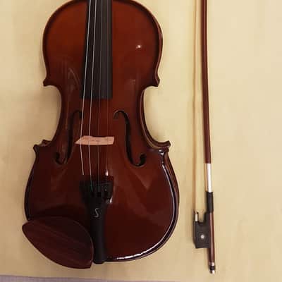 Pre-Owned 4/4 Stentor Student 1 Violin Outfit image 2