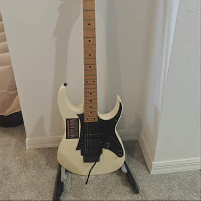 Ibanez RG550-WH Standard with Maple Fretboard 1987 - 1992 - White