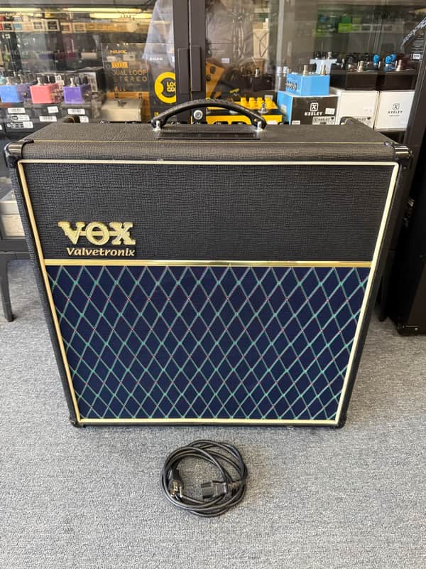 Vox AD60VT Valvetronix 60-Watt 1x12" Hybrid Guitar Combo 2000's- Blue image 1