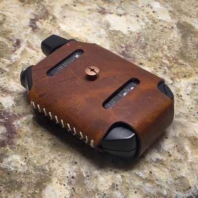 Handmade Leather Case - Shure GLXD1+ / GLXD14+ / GLXD14R+ / GLXD16+ / GLXD24+ / GLXD124R+ - BROWN Pouch Holster image 3