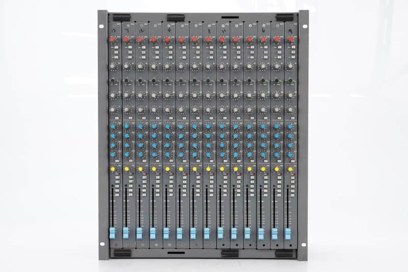 Soundcraft 200 Delta 12-Channel Rackmount Mixer w/ 8 Channel