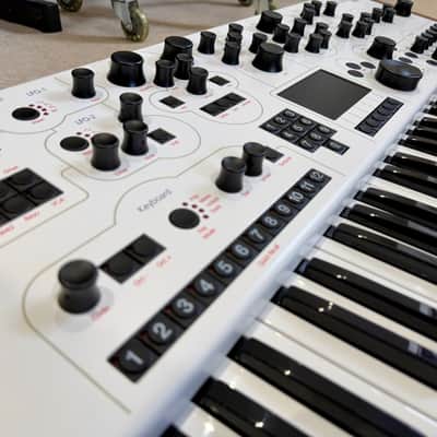Modulus 002 (Modal Electronics) 12-Voice Poly: RARE with Dig I/O card, boxed, serviced image 2