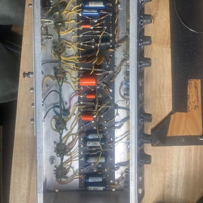 Fender Deluxe Reverb 2-Channel 22-Watt 1x12" Guitar Combo 1966 - Black Panel image 14