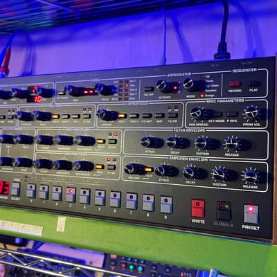 Sequential Prophet-6 Desktop 6-Voice Polyphonic Synthesizer 2018 - 2020 - Black with Wood Sides image 3