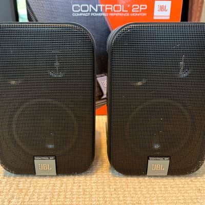 JBL Control 2P Compact 5.25" Powered 2-Way Studio Monitor Speaker (Pair) 2010s - Black image 3