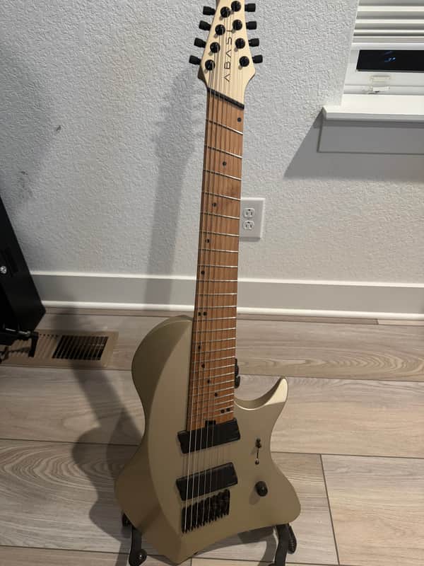 Abasi Guitars Larada 8 - master built image 1