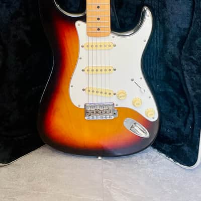 Vintage 1982 Squier by Fender JV Sunburst 62 RI Japan MIJ