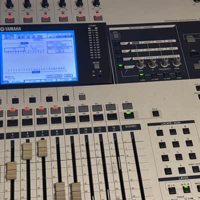 Yamaha AW2400 Professional Audio Workstation Digital Multitrack Recorder 2000s Silver image 3