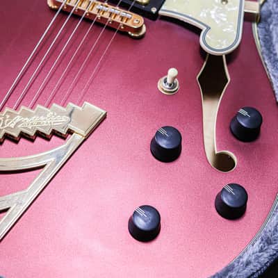 D’Angelico Deluxe DC Limited Edition 2020 | Matte Wine image 3