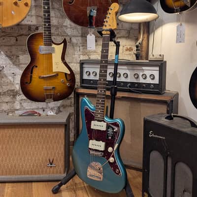 2025 Fender American Professional Classic Jazzmaster image 4