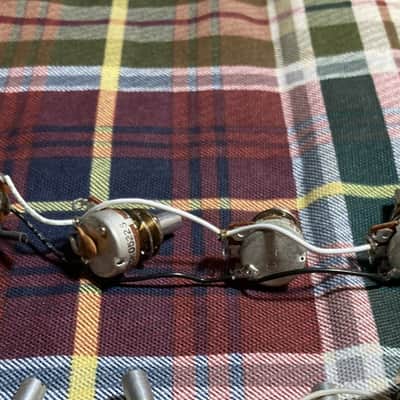 Genuine EMG Harness for Fender Stratocaster~ Volume & Tone Pots, 25k, Dime-Size image 4