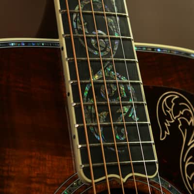 Gibson SJ-200 All Koa Custom Masterpiece Acoustic Guitar J-200 imagen 21