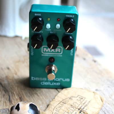 MXR M83 Bass Chorus Deluxe image 2