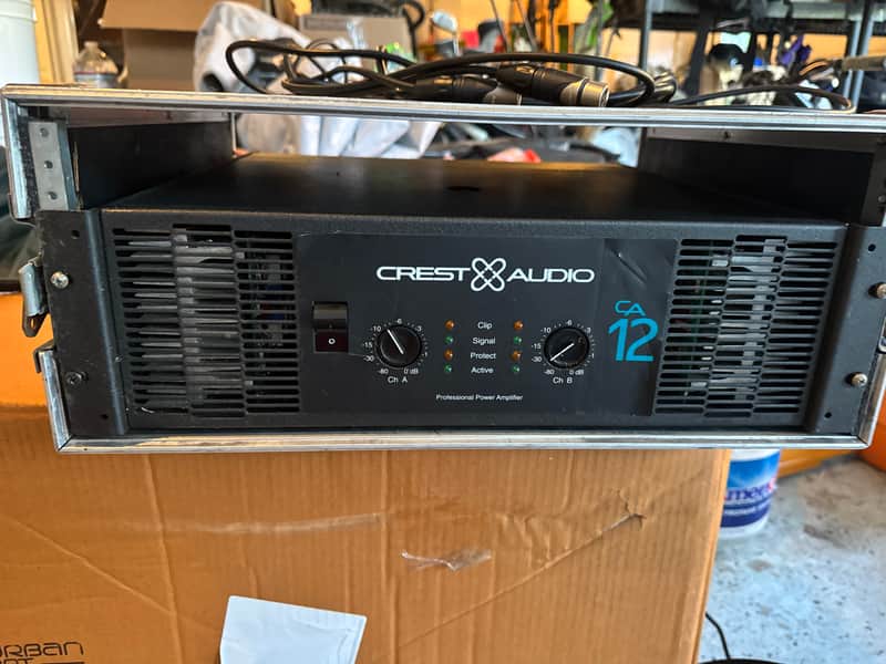 Crest Audio CA12 2200-Watt Power Amplifier 2000s - Black image 1