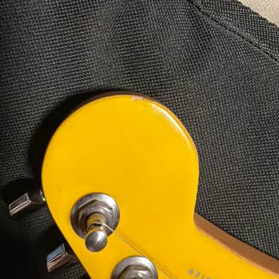 Fender FSR Fat Strat 2005 - Graffiti Yellow Guitar Center Exclusive image 4