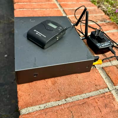 Sennheiser EW 100 G3 Cardioid Microphone Wireless System - Band A (516-558 MHz) 2010s - Black image 2