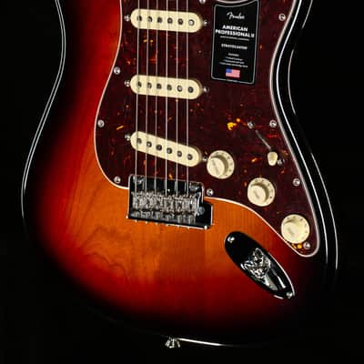 Fender American Professional II Stratocaster 3-Color Sunburst Rosewood Fingerboard (226) image 1