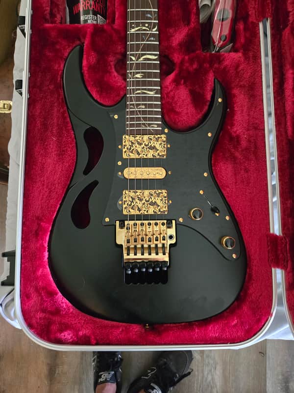 Ibanez PIA3761-XB Steve Vai Signature