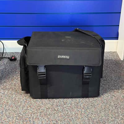 Roland AC-60 Acoustic Guitar Amplifier w/ Gig Bag image 4