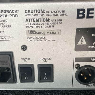 Behringer Eurorack UB1832FX-Pro 18-Input 3/2-Bus Mic / Line Mixer with Multi-Effects Processor 2000s - Silver image 6