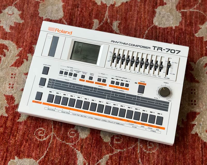 1985 Roland TR-707 Rhythm Composer