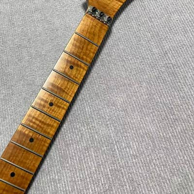 Banana head floyd rose nut stainless steel 24 frets Sickle head roasted flame Maple guitar neck 25.5inch hole 10mm Lock nut Satin image 3