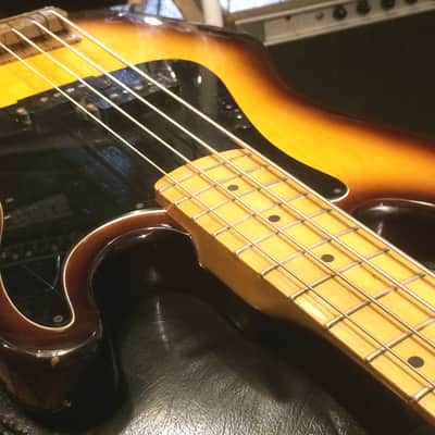 Hondo Deluxe Series 830 Gloss Golden Sunburst Finish Electric Bass Guitar image 7