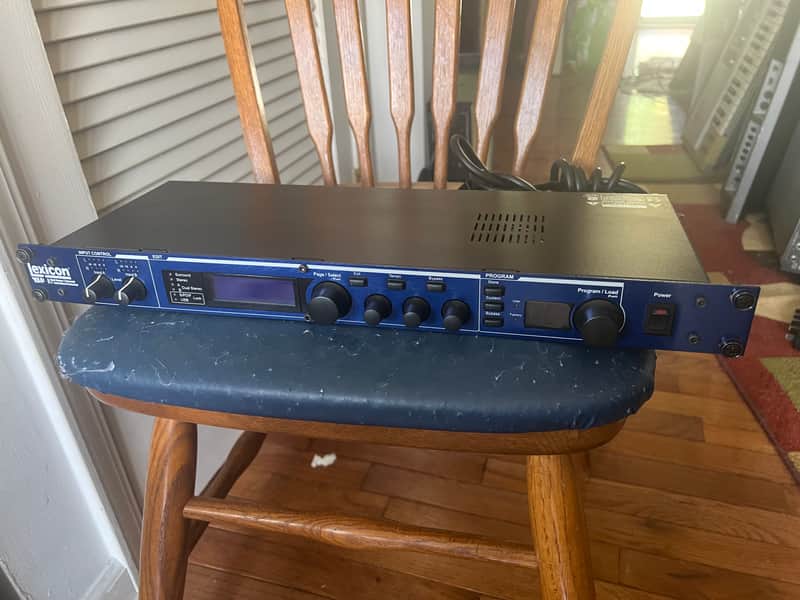 Lexicon MX400 Dual Stereo / Surround Reverb Effects Processor with IEC power cable and rack mount bolts/washers image 1