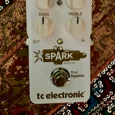 TC Electronic Spark Booster 2012 - Present - White