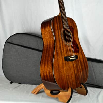Guild D-120 Dreadnought Acoustic with Guild Soft Case - Natural Gloss image 4