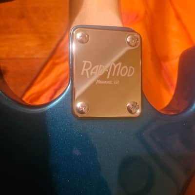 Rad-Mod Guitars Miltown Wave  2025 - Midwest Blue Sparkle image 4