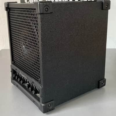 Roland CM-30 Cube Monitor image 4