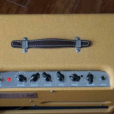 Fender Blues junior lacquered tweed LTD 15W 2019 image 3