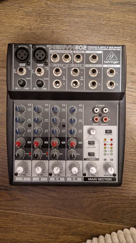 Behringer 802 8-Input 2-Bus Mixer XENYX EQ 2016 - Present - Standard image 1