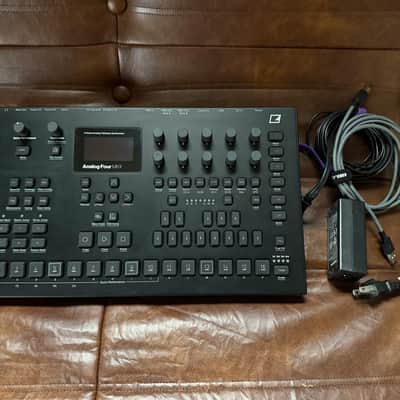 Elektron Analog Four MKII 4-Voice Tabletop Analog Synthesizer 2020 - Present - Black