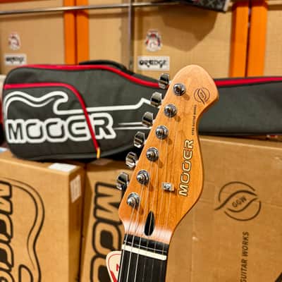 Mooer MSC10 PRO HSS Sunburst  (Tortoise Pickguard) image 8