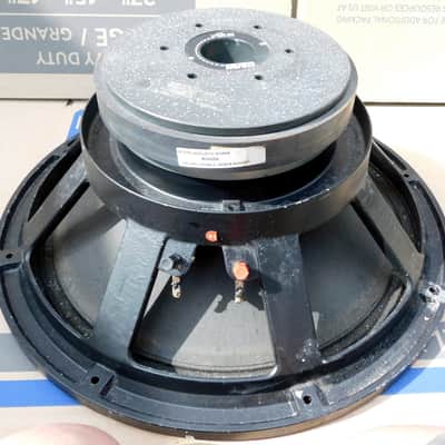 EAW 804059 RCF L18-P300 18" woofer image 3