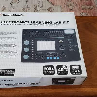 Radio Shack Electronics Learning Lab Kit  Black image 1