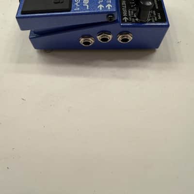 Boss Roland SY-1 Synthesizer Synth Guitar Bass Effect Pedal image 4