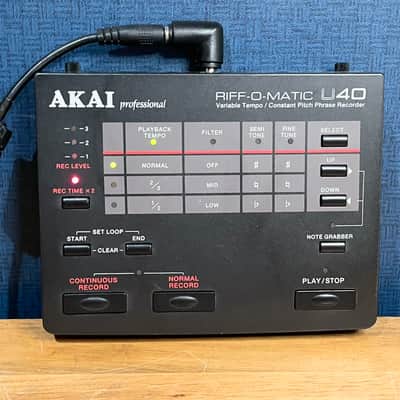 Akai U40 Riff-O-Matic Variable Tempo Phrase Lo-Fi Sampler