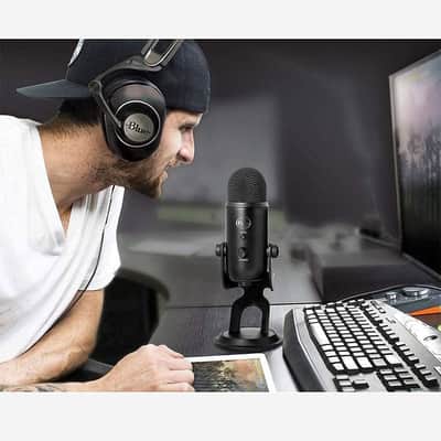 Blue Yeti Blackout USB Professional Multi-Pattern USB Microphone Plus Pack Bundle with Presonus StudioOne 5 artist DAW, iZotope RX elements Plug-in and Groover 3 Tutorials 3-Month Subscription image 3