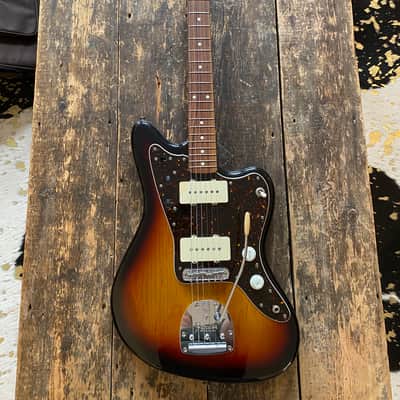 Fender Japan Jazzmaster 1966 Reissue MIJ JD-Serial 2016 Three Tone Sunburst image 15
